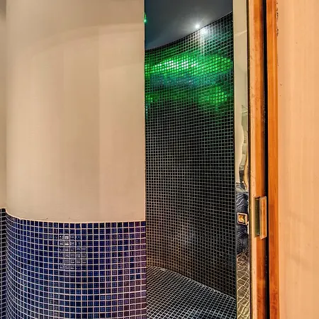 Relais Conte Di Cavour De Luxe 4*