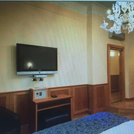 Penzion Relais Conte Di Cavour De Luxe Řím