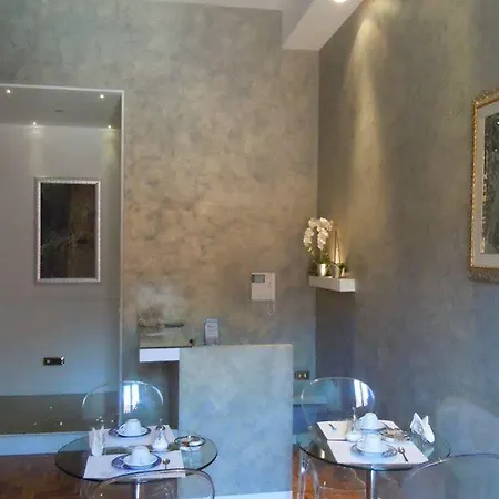 Relais Conte Di Cavour De Luxe 4* Řím